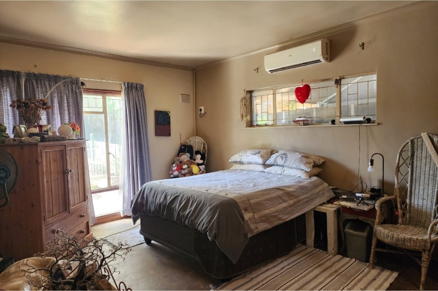 4 Bedroom Property for Sale in Bergzicht Western Cape
